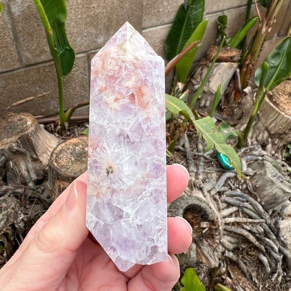 Brazilian Pink Amethyst Purple Flower Agate Tower - Picture 3 of 11
